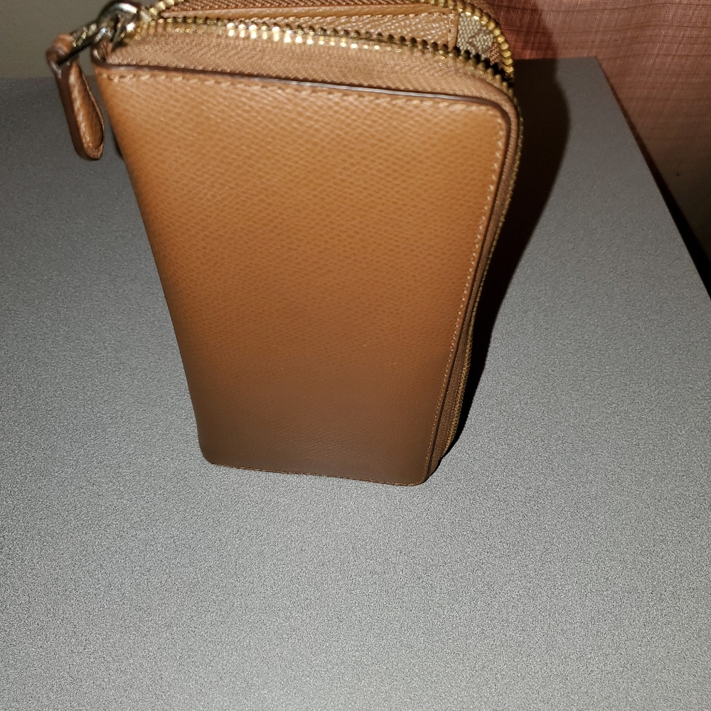 Wallet - Picture 4 of 4